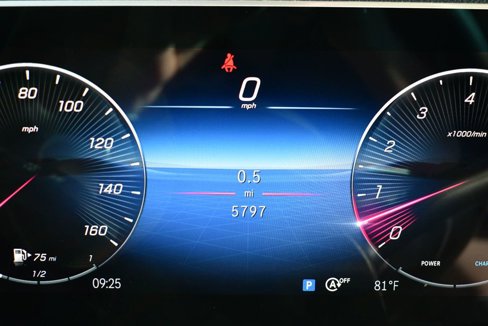 Used 2025 Mercedes-Benz GLE 450 4MATIC image 57