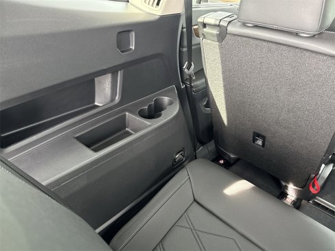 New 2025 Volkswagen Atlas SE image 30