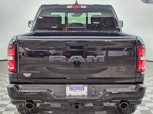 New 2026 RAM 1500 4x4 Crew Cab image 4