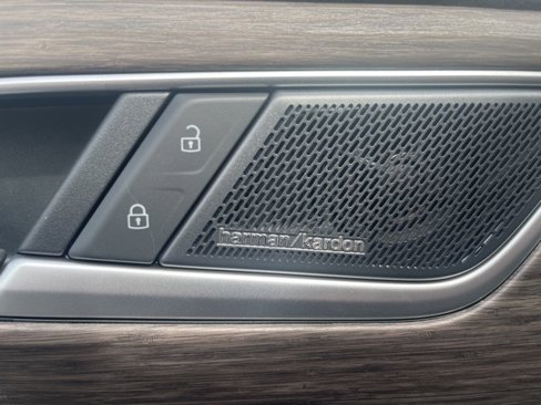 New 2026 Volkswagen Atlas SEL Premium R-Line image 18