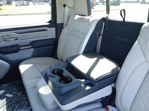 New 2025 RAM 1500 Tungsten w/ Trailer Tow Group image 15