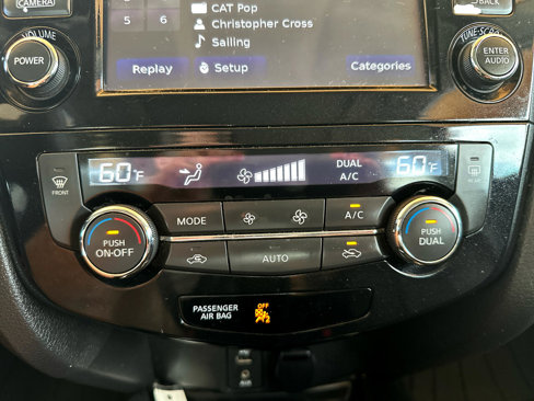 Used 2016 Nissan Rogue SL image 62