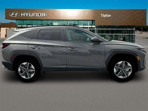 New 2025 Hyundai Tucson SEL image 9