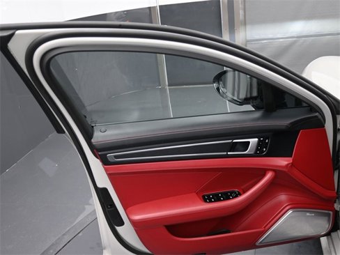 Certified 2021 Porsche Panamera GTS image 7