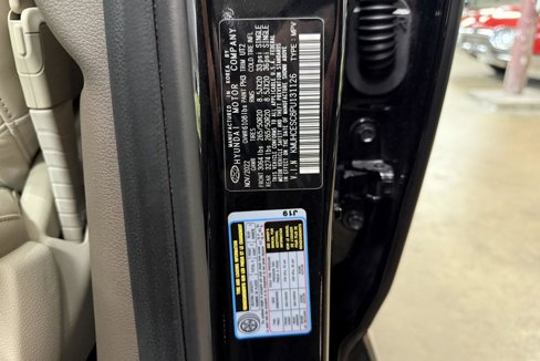 Used 2023 Genesis GV80 3.5T w/ Cargo Package image 57