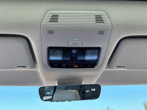 New 2025 Volkswagen ID. Buzz 1st Edition image 36