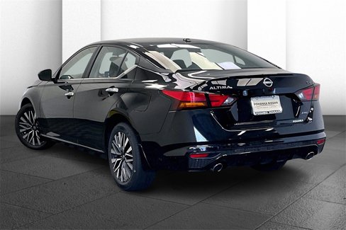 Certified 2024 Nissan Altima 2.5 SV w/ SV Premium Package image 9