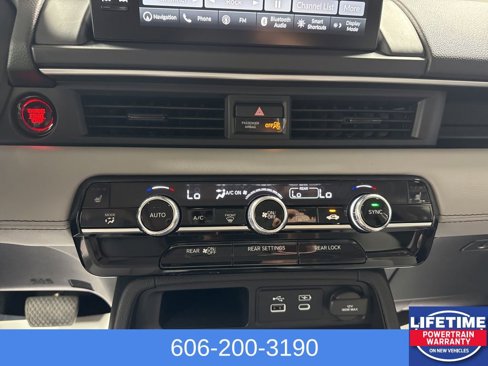 New 2025 Honda Pilot Touring image 23