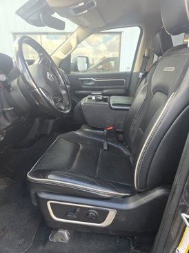 Used 2021 RAM 1500 Laramie image 12