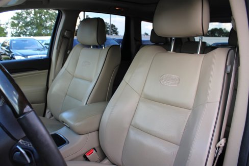 Used 2014 Jeep Grand Cherokee Overland w/ Trailer Tow Group IV image 21