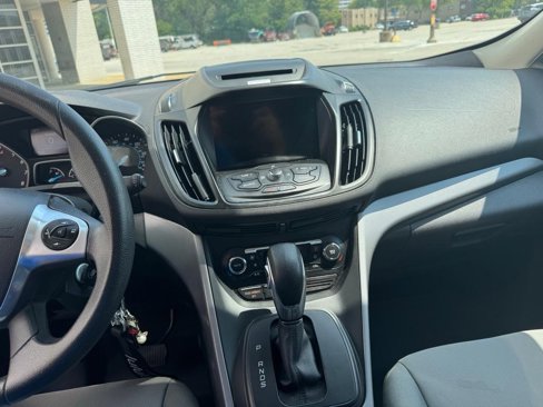 Used 2016 Ford Escape SE w/ Equipment Group 201A image 13