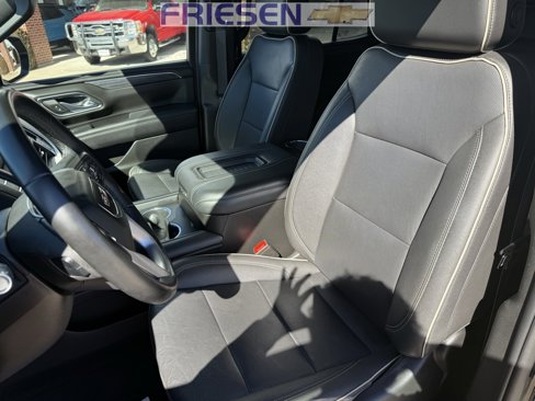 Used 2023 GMC Yukon SLT image 10