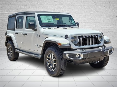 New 2025 Jeep Wrangler Sahara image 6
