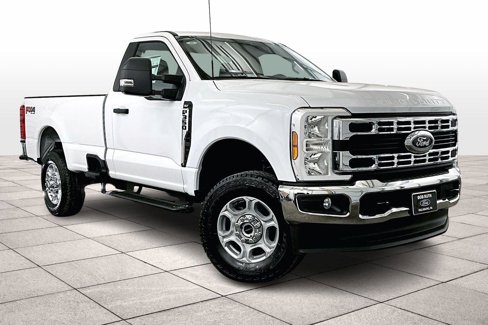 New 2026 Ford F350 XLT w/ FX4 Off-Road Package image 2