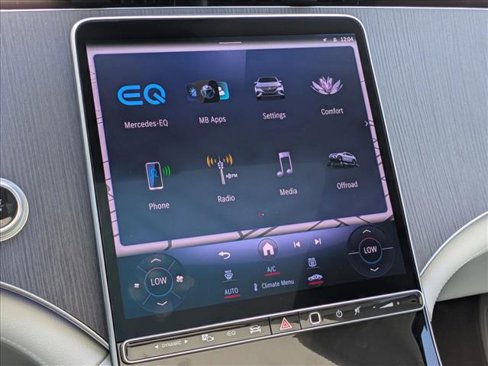 New 2026 Mercedes-Benz EQE 320 4MATIC SUV image 12