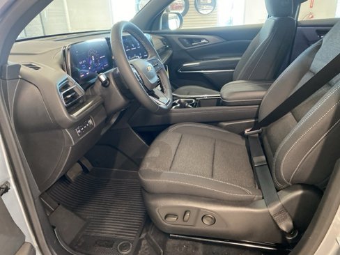 New 2026 Chevrolet Traverse LT w/ LPO, Floor Liner Package image 24