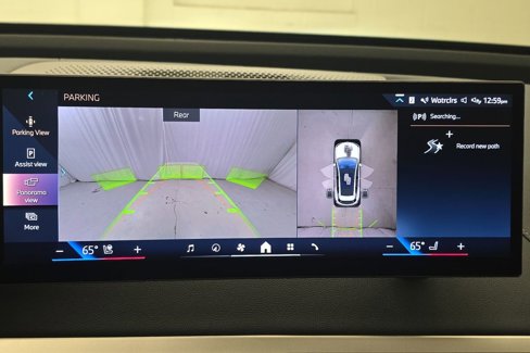 Used 2025 BMW iX xDrive50 image 18