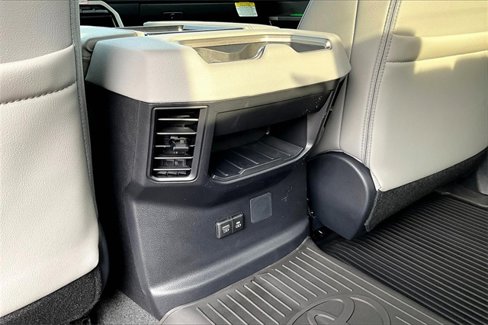 New 2026 Toyota Tundra Limited image 17