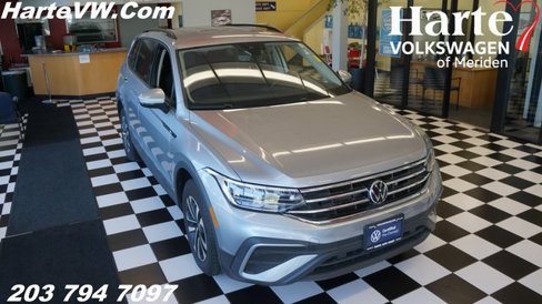 Used 2024 Volkswagen Tiguan S image 1