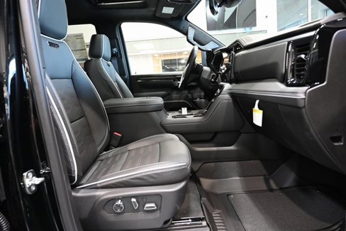 New 2026 GMC Sierra 2500 AT4X image 17