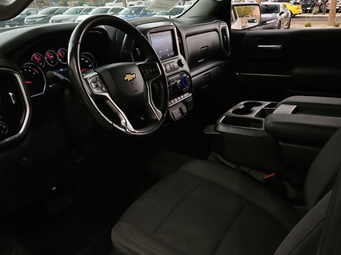 Used 2021 Chevrolet Silverado 1500 LT image 6