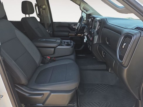 Used 2023 Chevrolet Silverado 2500 LT image 17