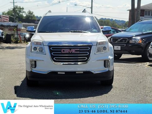 Used 2017 GMC Terrain SLT w/ Open Road Package image 2