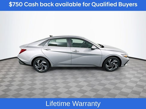 New 2025 Hyundai Elantra Limited image 4