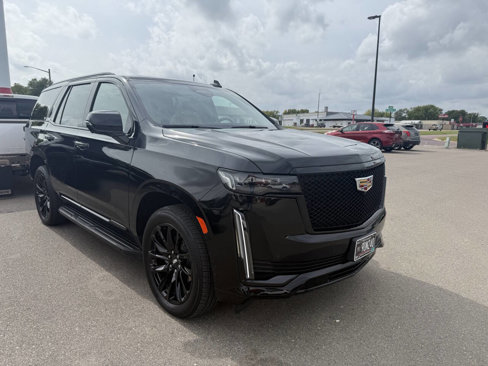 Used 2024 Cadillac Escalade Sport image 16