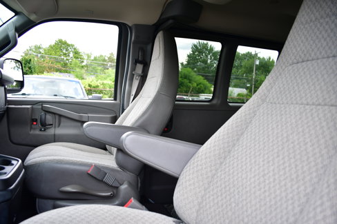 Used 2024 Chevrolet Express 3500 LT w/ LT Preferred Equipment Group image 9