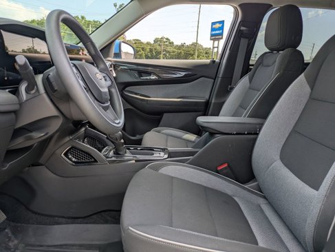 Used 2025 Chevrolet TrailBlazer LT image 14