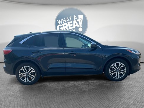Used 2022 Ford Escape SEL w/ Technology Package image 2