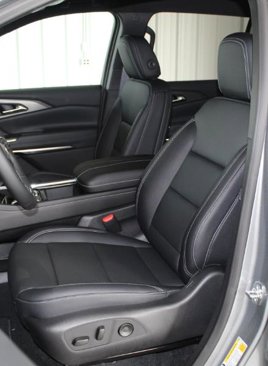 New 2026 Chevrolet Traverse LT w/ Driver Confidence Package image 17