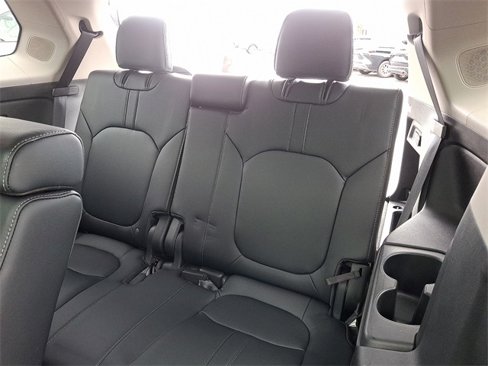 Used 2025 Honda Pilot Elite image 9