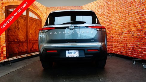 Used 2024 Nissan Pathfinder S image 6