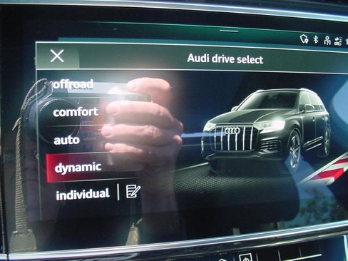 Used 2021 Audi Q7 3.0T Premium Plus image 17