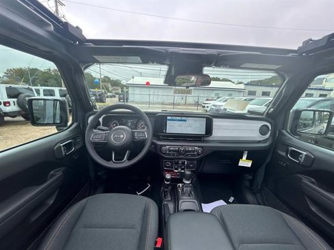 New 2025 Jeep Wrangler Unlimited Sport image 7