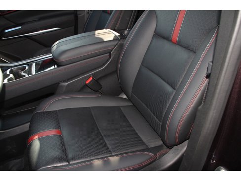 Used 2024 Chevrolet Traverse RS image 15