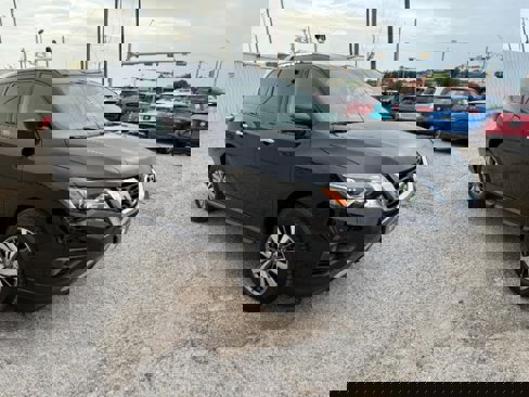 Used 2020 Nissan Pathfinder SL image 5