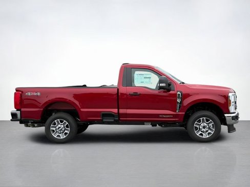 New 2025 Ford F250 XLT w/ F-250 >10K GVWR Package image 6