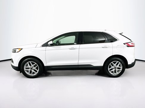 Used 2023 Ford Edge SEL image 4