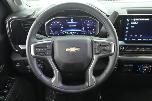 Used 2025 Chevrolet Silverado 1500 LT image 23
