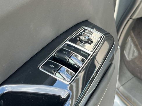 New 2025 Cadillac Escalade Sport Platinum w/ LPO, ONYX Package image 26