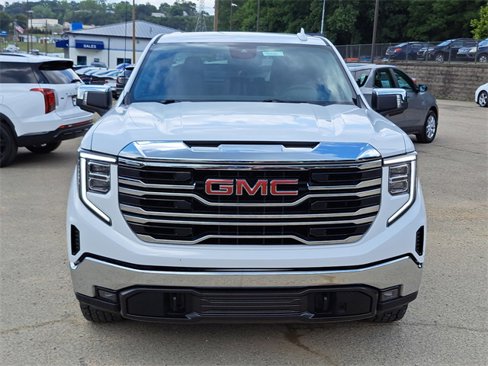 Used 2024 GMC Sierra 1500 SLT image 8