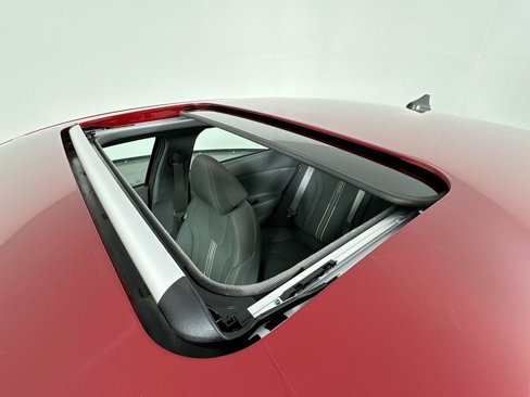 Certified 2025 Hyundai Elantra SEL image 23