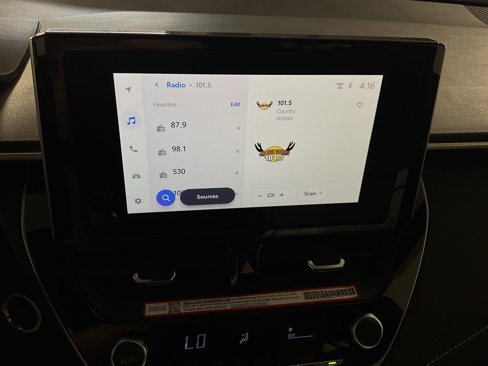 New 2025 Toyota Corolla SE image 22