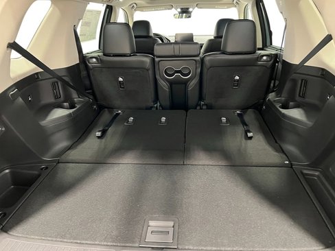 New 2025 Honda Pilot Touring image 30
