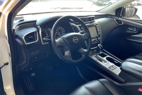 Used 2023 Nissan Murano SV image 14
