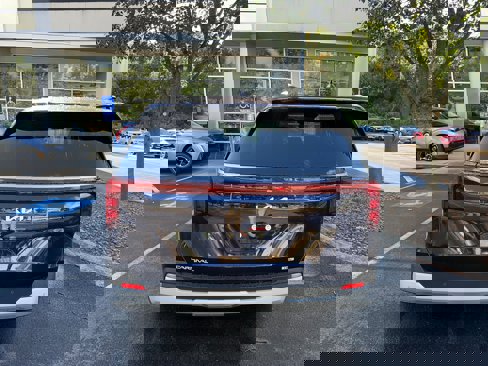 New 2026 Kia Carnival EX image 6