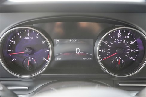 Certified 2024 Kia Carnival LX image 25